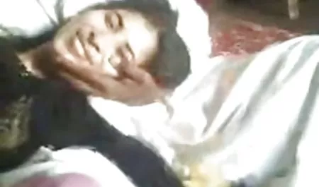 زن موی سرخ به خودش اجازه داد که كانال گيف سكسي توسط یک سگ داغ گرفتار شود